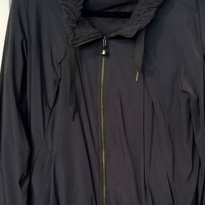 Lululemon windbreaker fleece interior